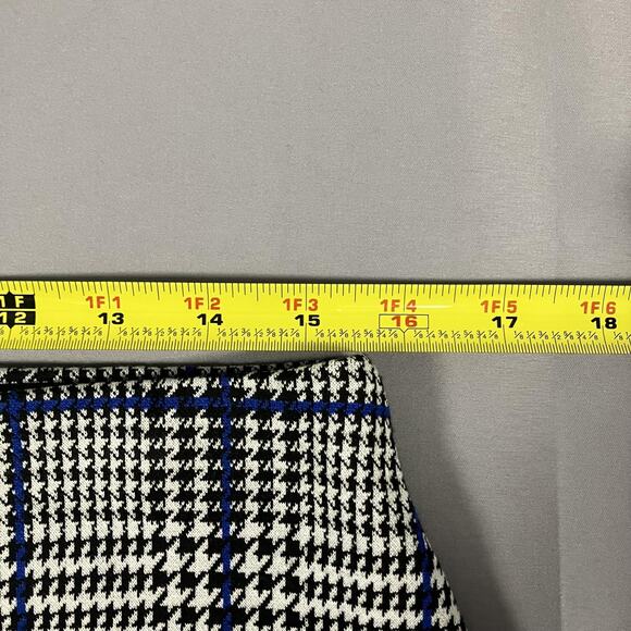 Express Skirt Womens Medium Blue Black White Plaid Houndstooth Pull On Career - Picture 9 of 16